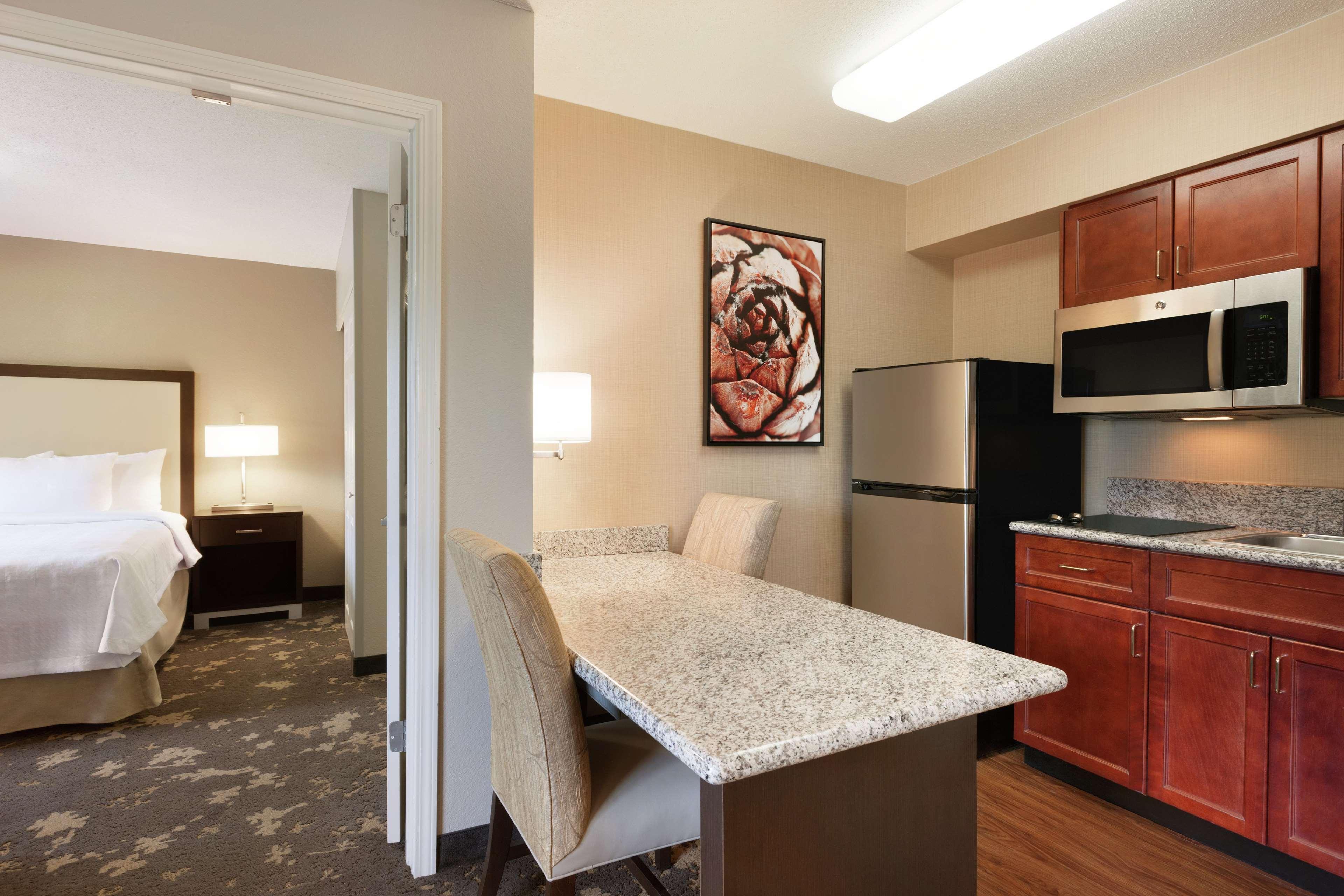 Homewood Suites By Hilton Charlotte Airport Kültér fotó
